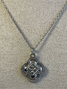 Time and Tru Silver-Tone Delicate Filigree Pendant Necklace Dainty